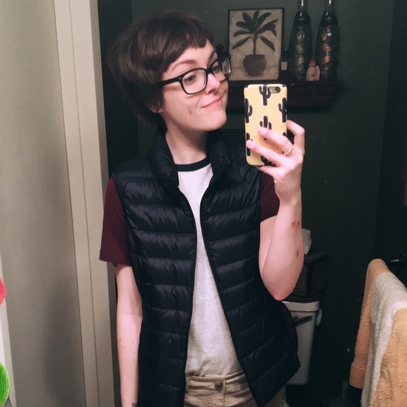 Meet your Posher, Elliott - Picture 4 of 8